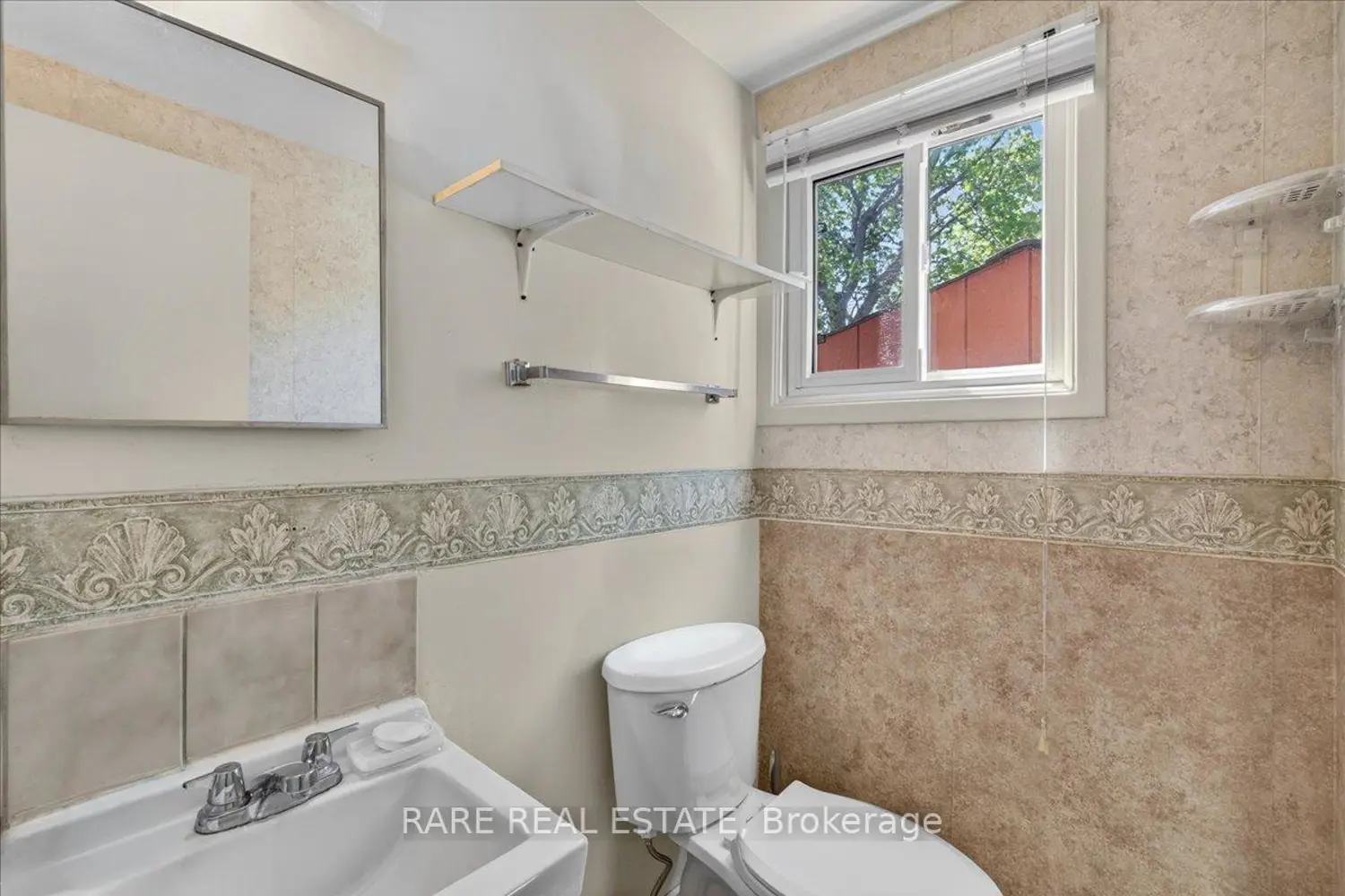 Additional image 7 of 21 Porter Crescent