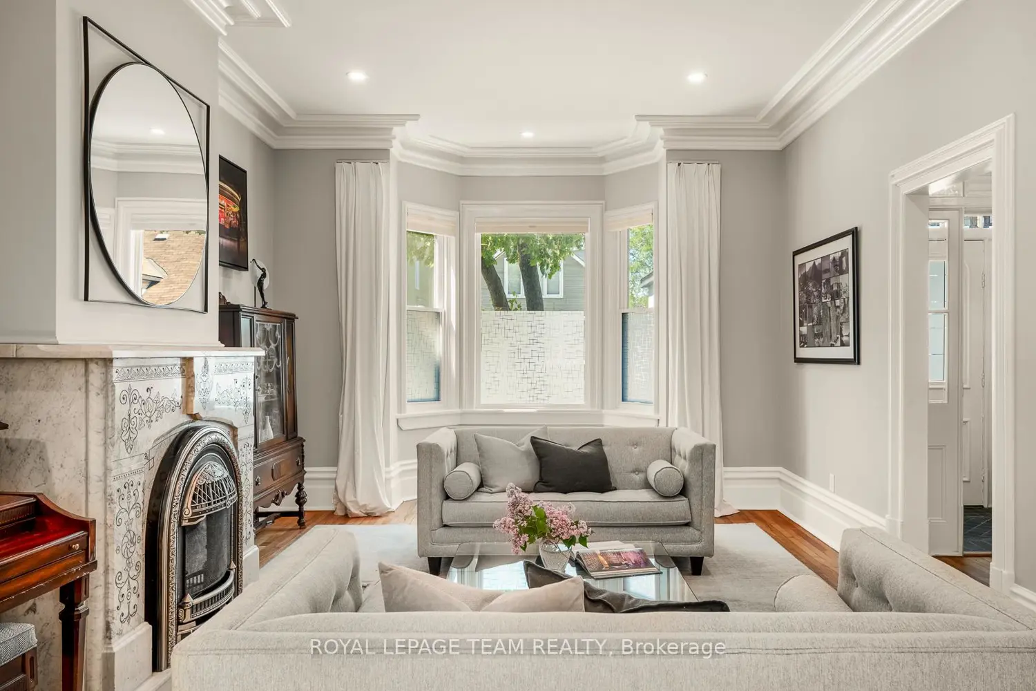 150 Guigues Avenue photo 2
