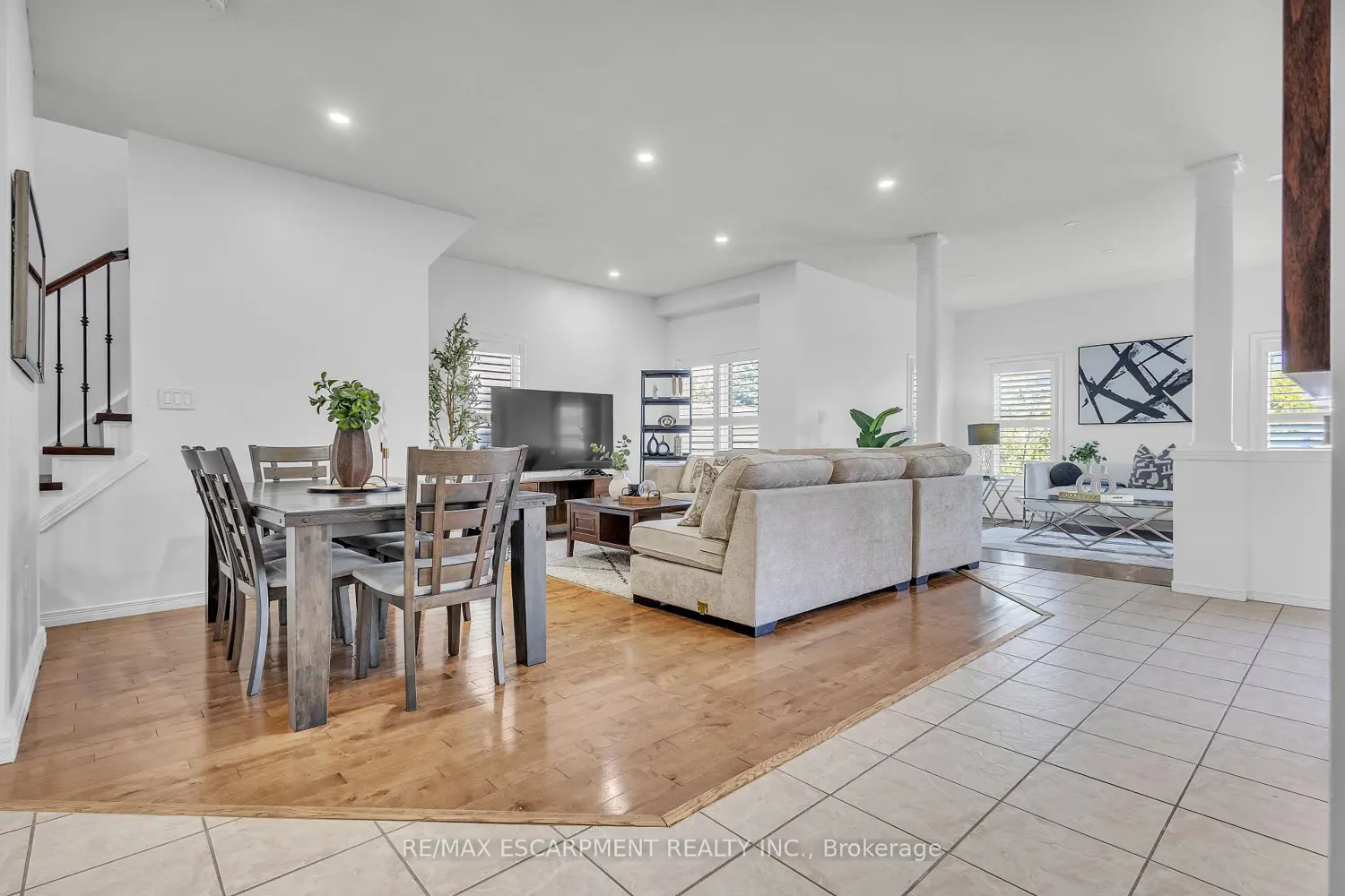 73 Fitzgerald Drive photo 4