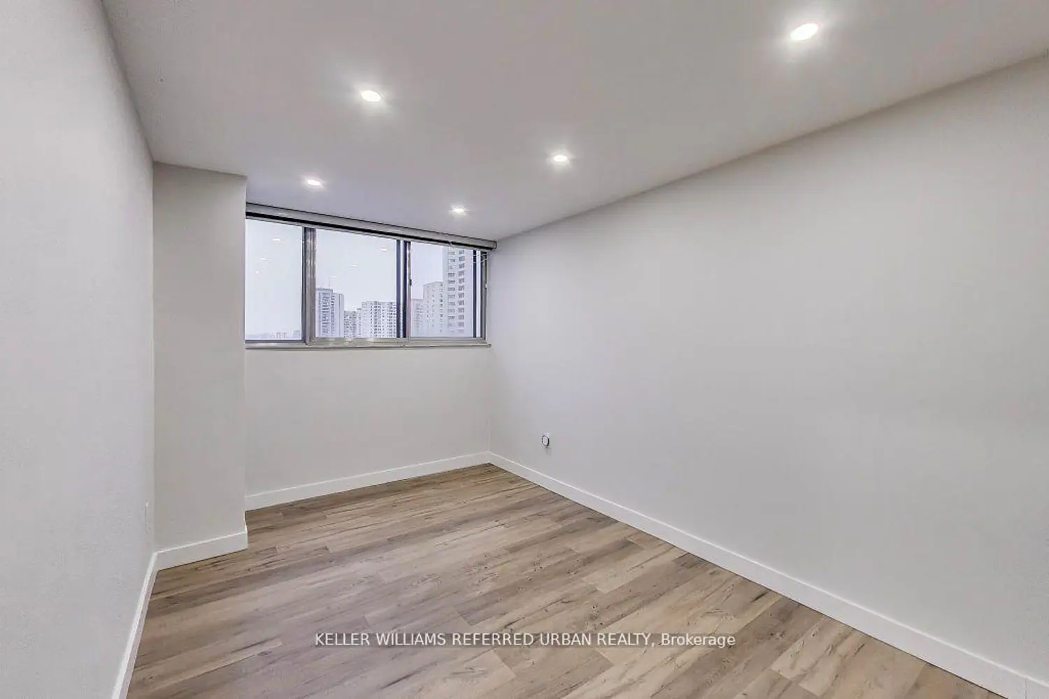 Additional image 8 of 11 Wincott Drive 1215