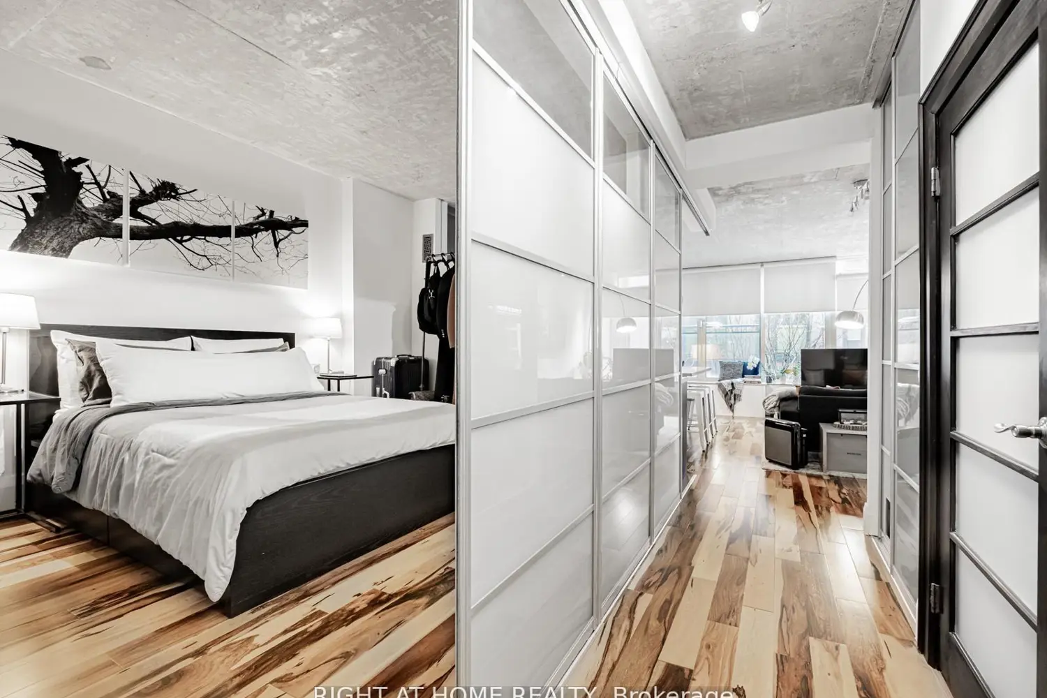 Additional image 15 of 50 Camden Street 405
