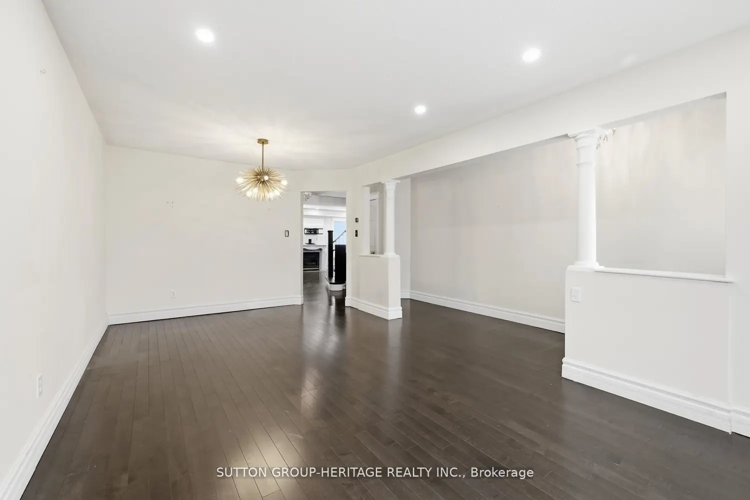 10 Greenhalf Drive photo 5