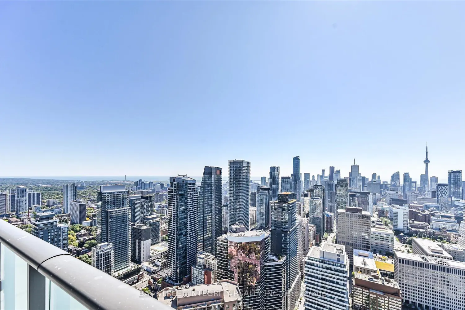 Additional image 17 of 1080 Bay Street 5302