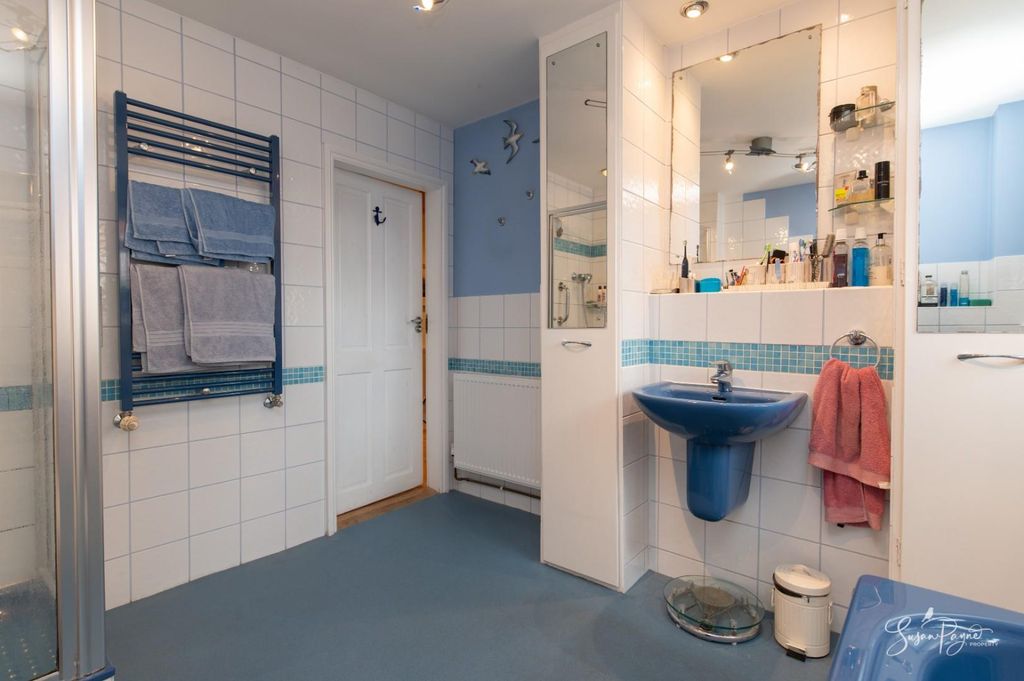 Additional image 21 of 3 bed detached bungalow for saleCopse Lane, Freshwater PO40