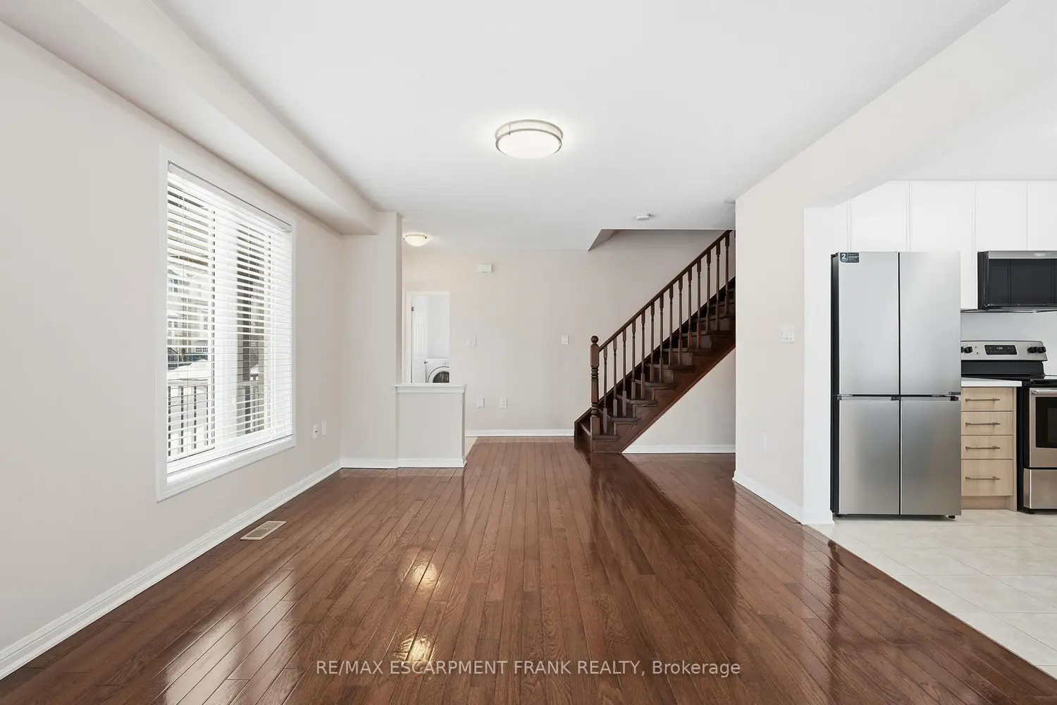 12 Emick Drive photo 4