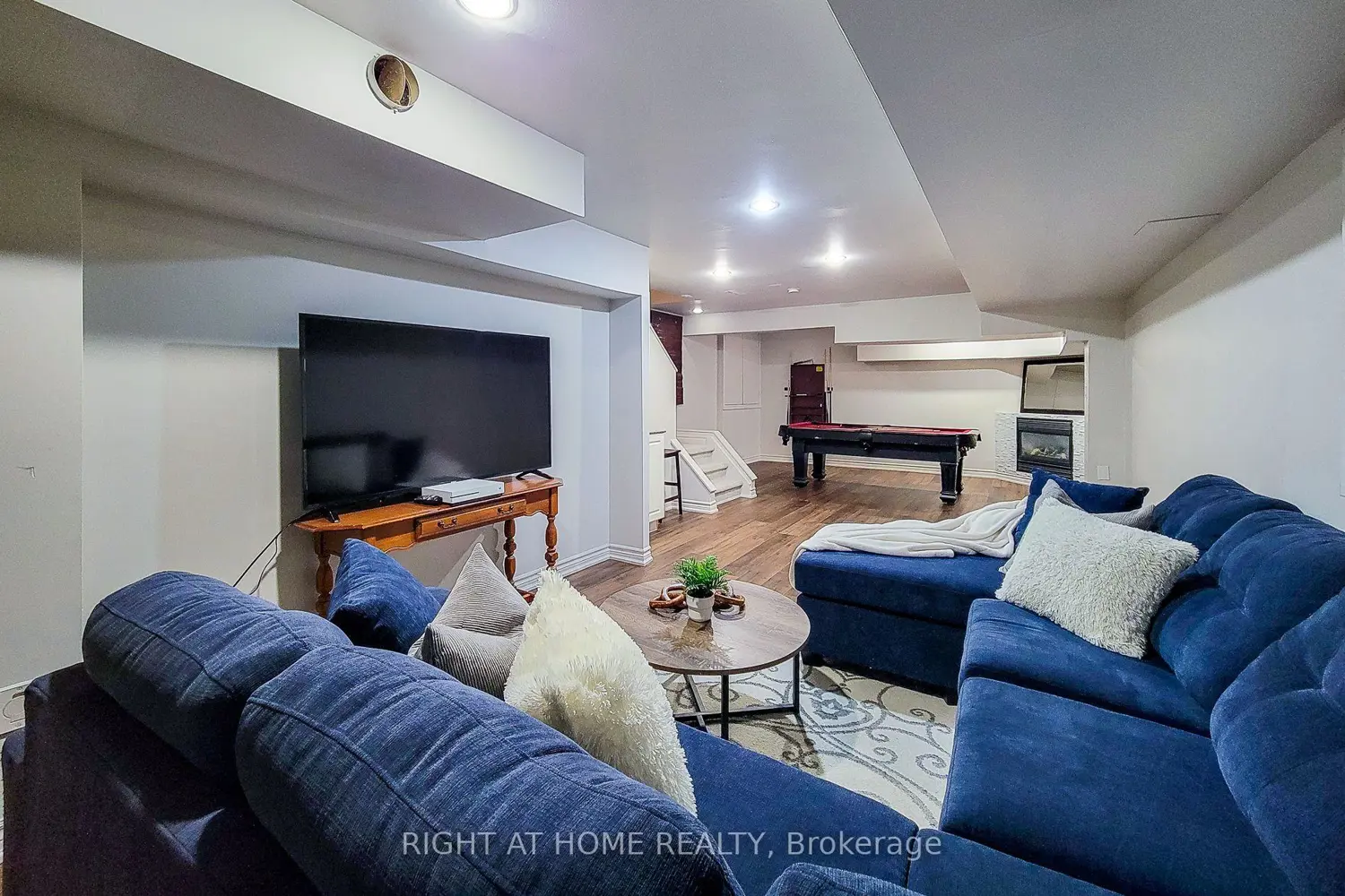 Additional image 11 of 2624 Castle Hill Crescent
