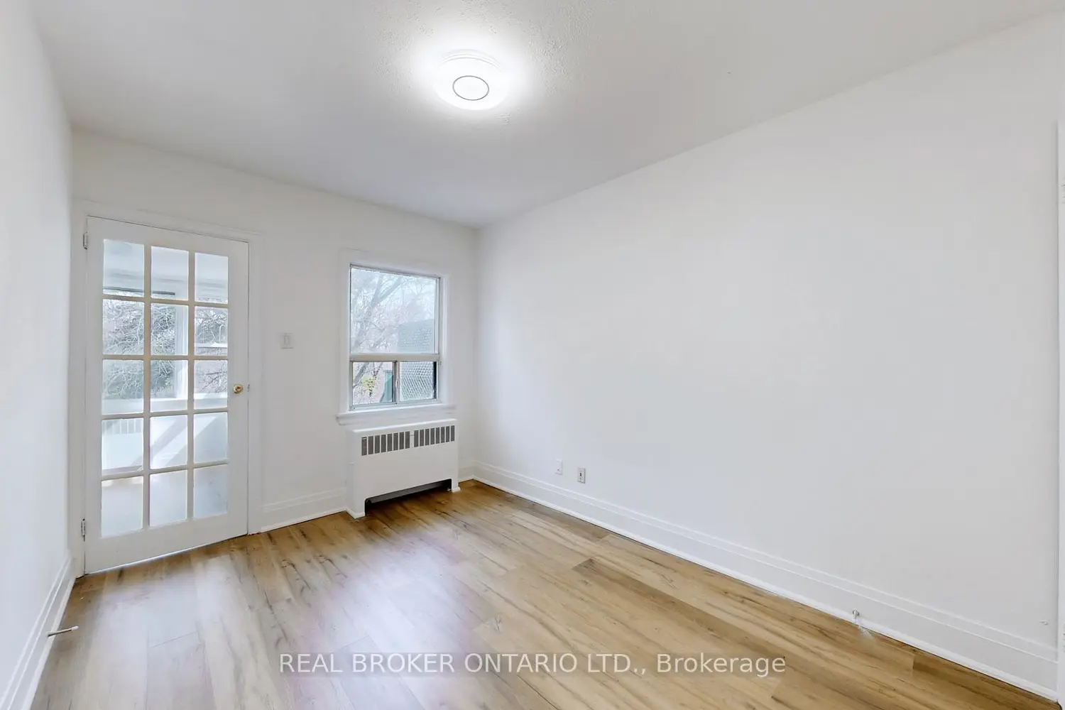 Additional image 17 of 451 Donlands Avenue