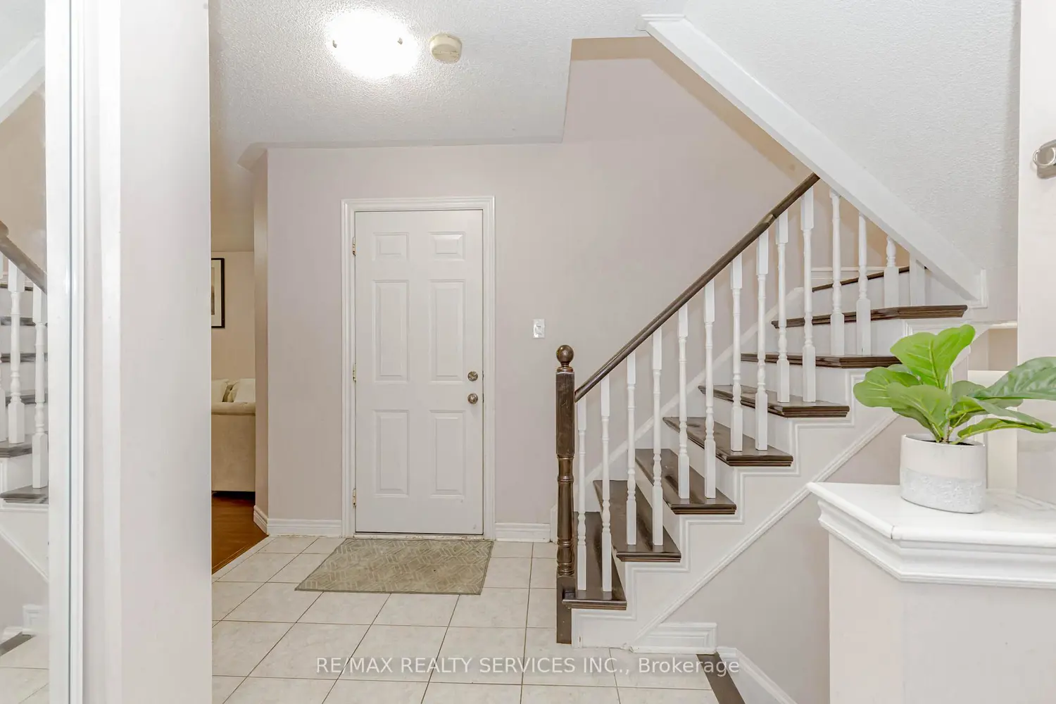 Additional image 4 of 3120 Highbourne Crescent