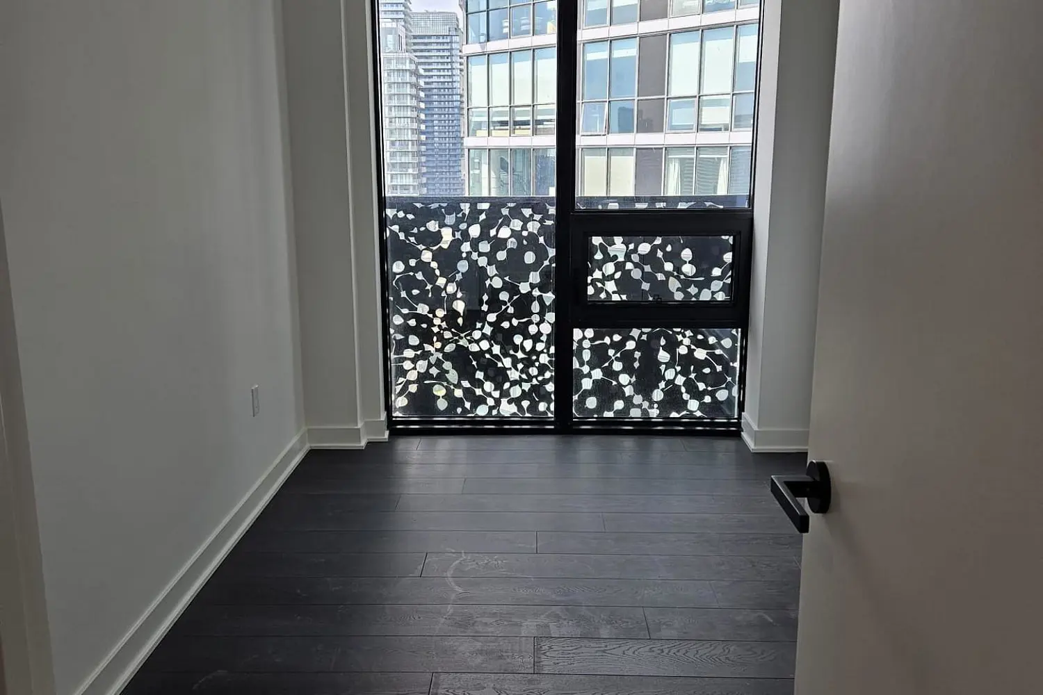 Additional image 19 of 55 Charles Street 2706