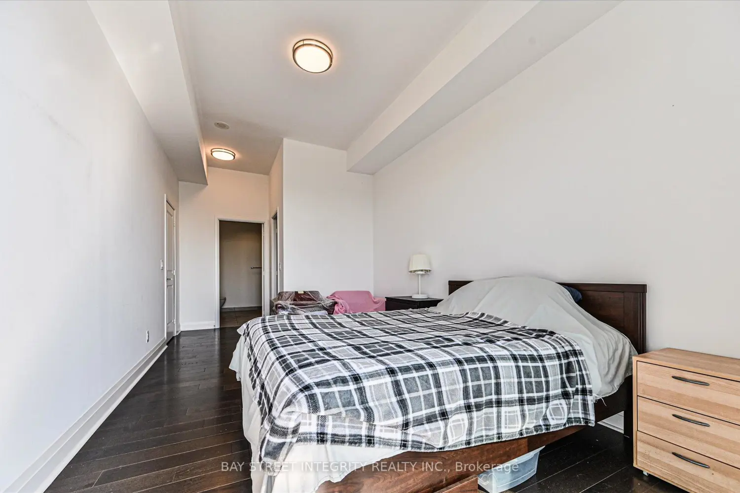 Additional image 10 of 1080 Bay Street 5302