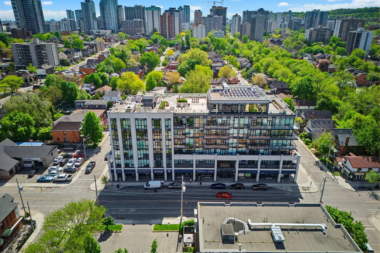 101 Locke Street 511