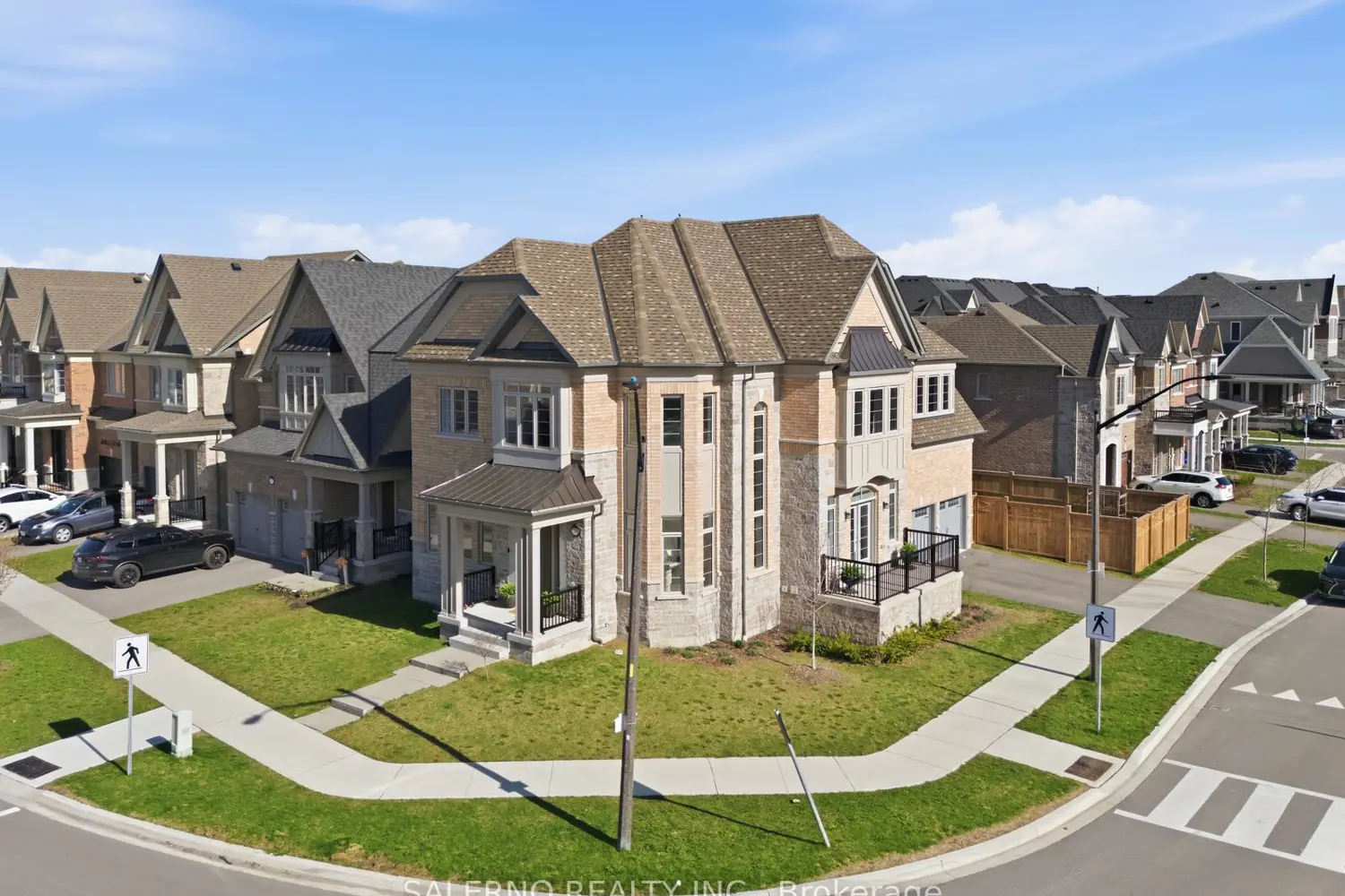 55 Christine Elliott Avenue photo 3