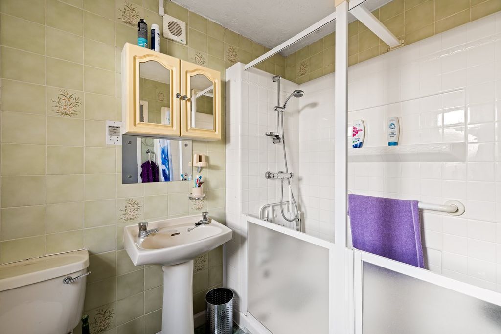 Additional image 9 of 2 bed terraced house for saleStanley Road, Folkestone CT19