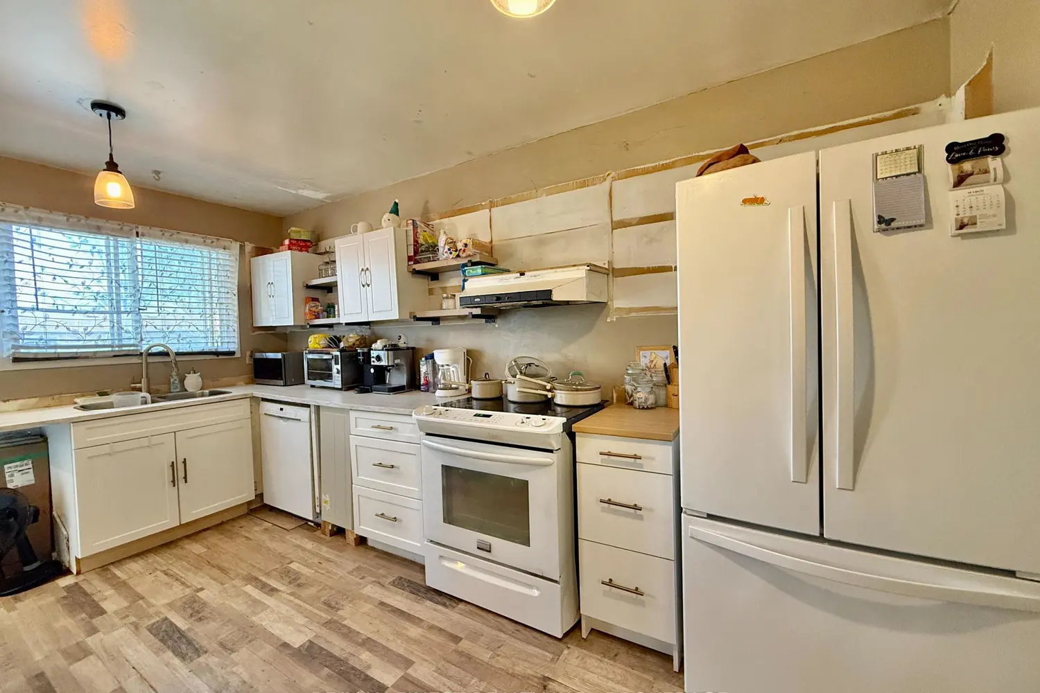 776 Grouse Crescent photo 4