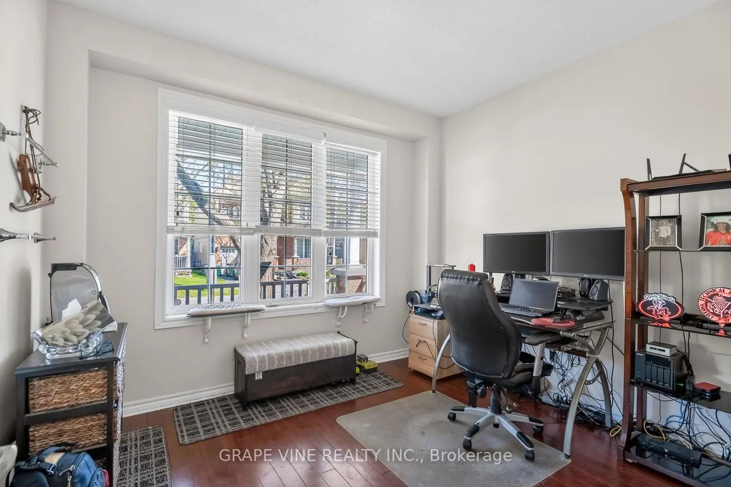 207 Mistral Way photo 3