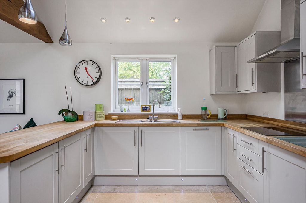 Additional image 2 of 2 bed bungalow for saleHorcott Road, Fairford, Gloucestershire GL7
