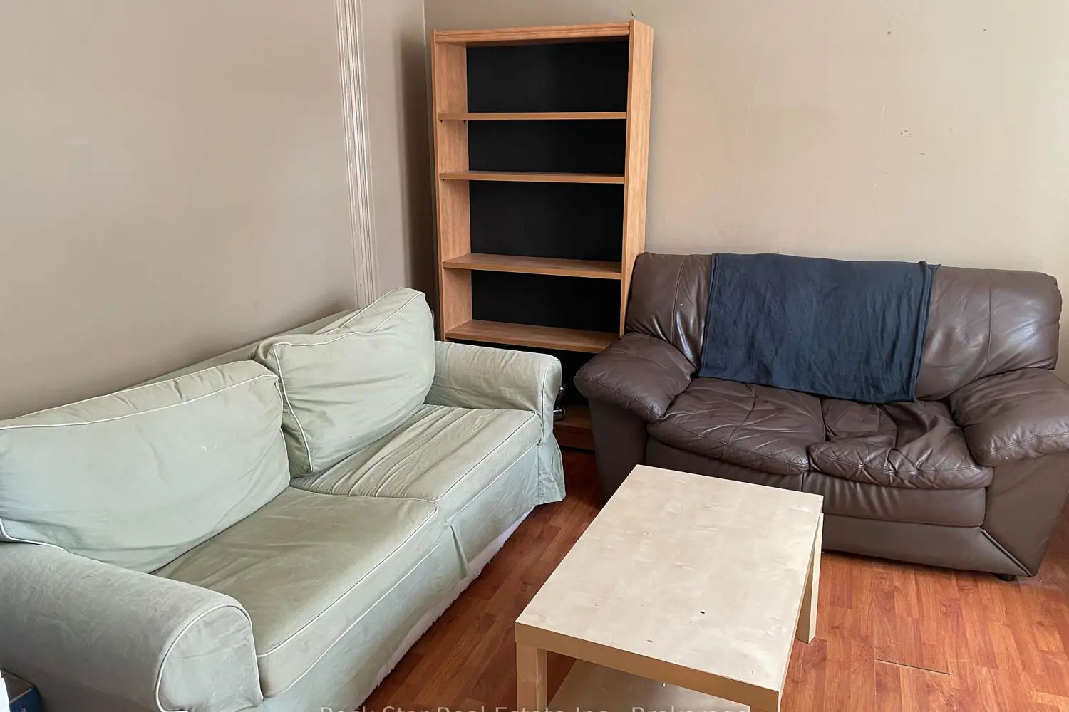 213 Colborne Street photo 5