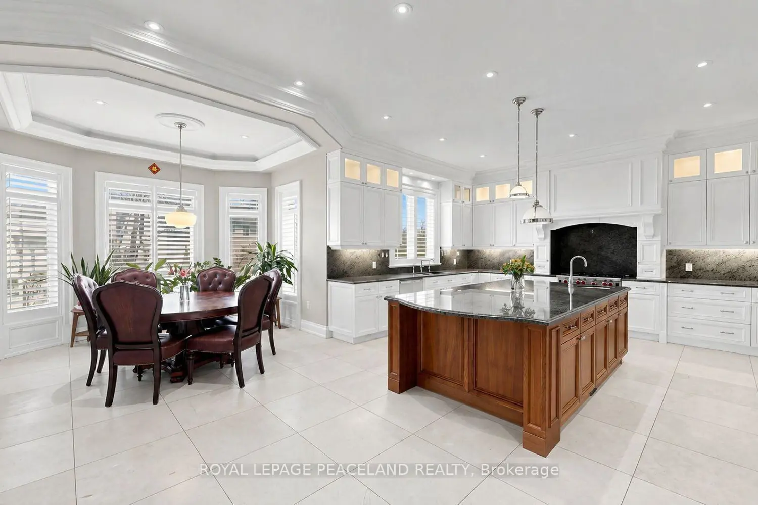 108 Yorkminster Road photo 2