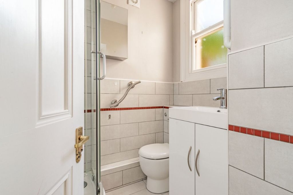 Additional image 9 of 2 bed flat for saleHigh Street, Burwash, East Sussex TN19
