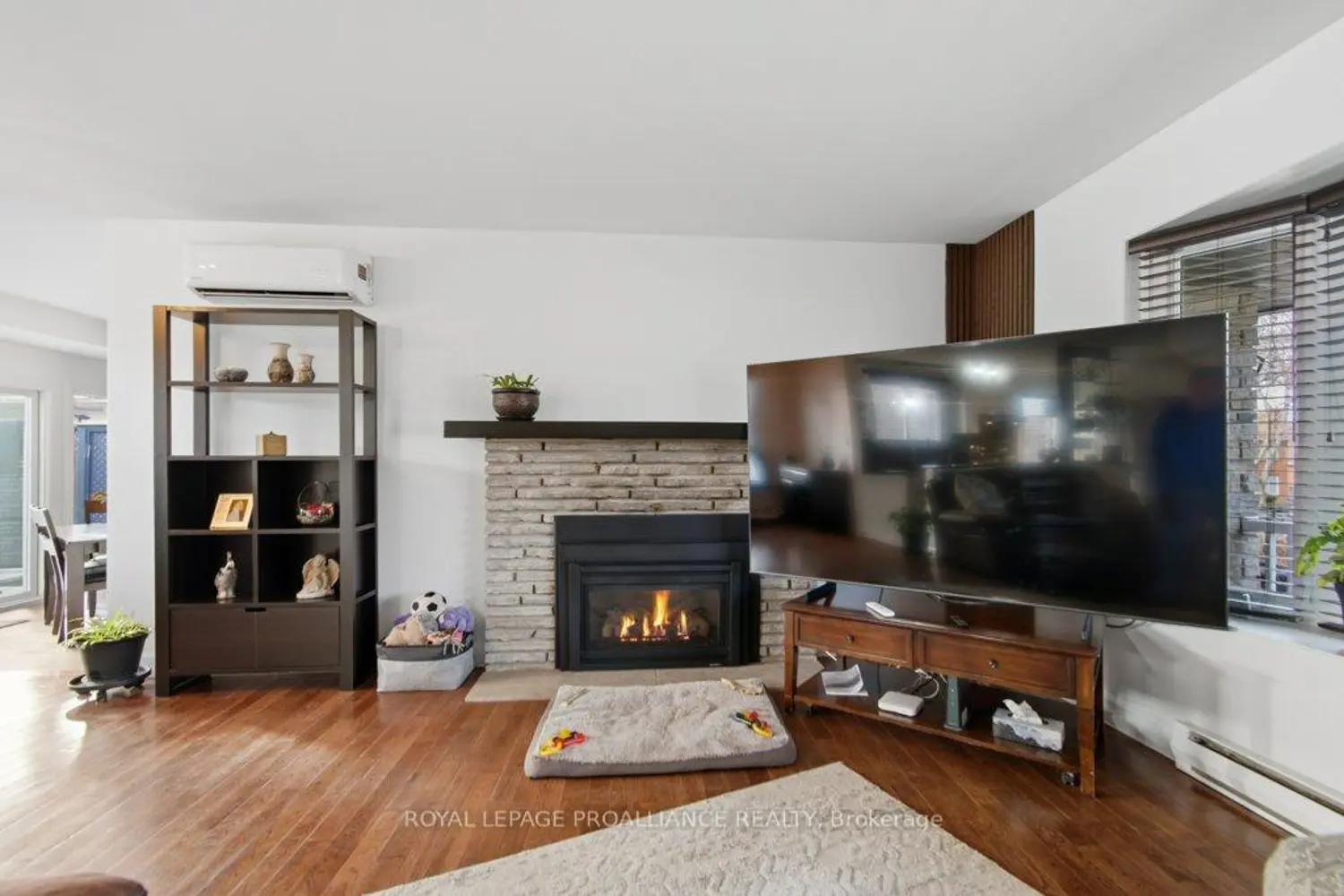70 Tripp Boulevard photo 3