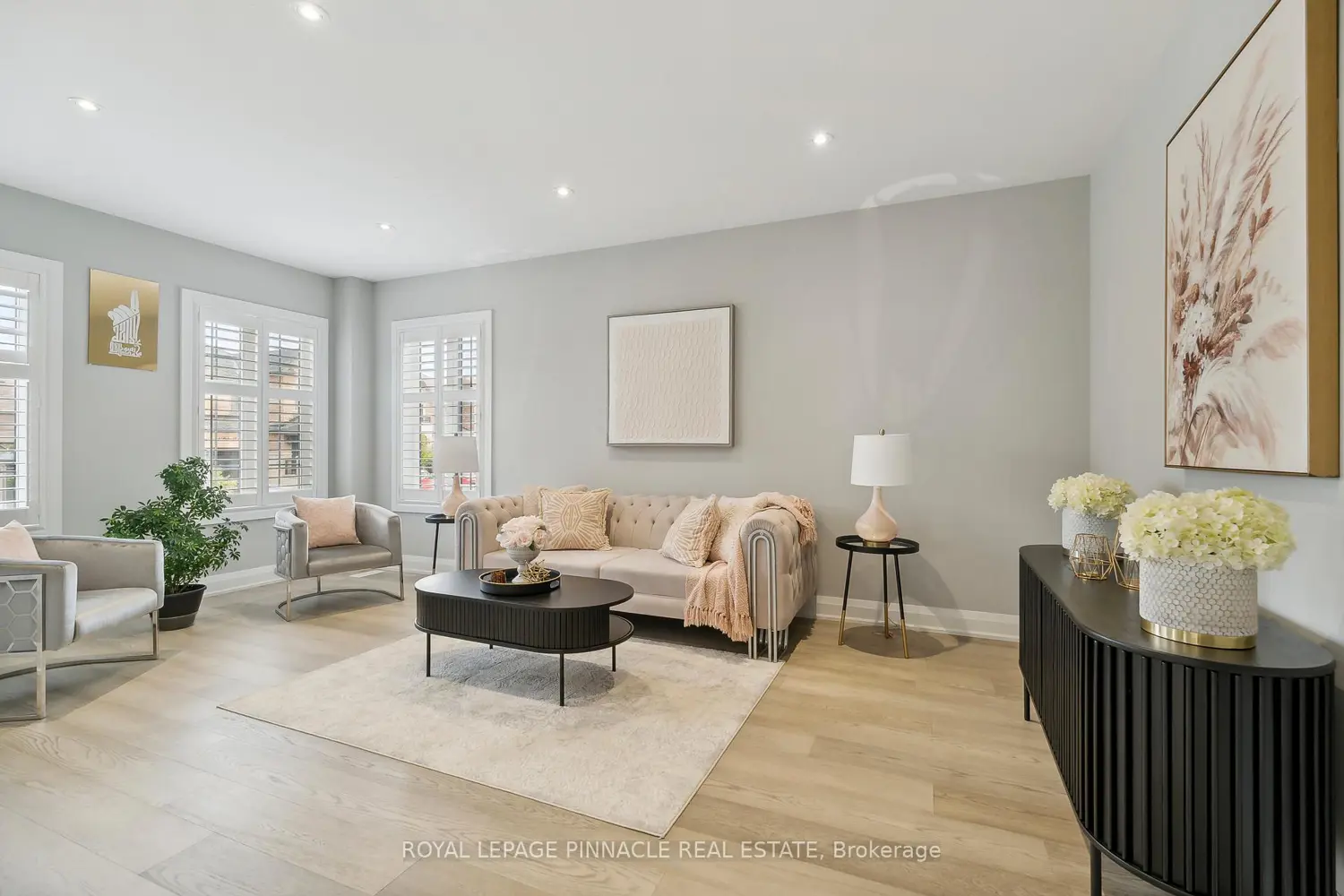 77 Walkers Boulevard