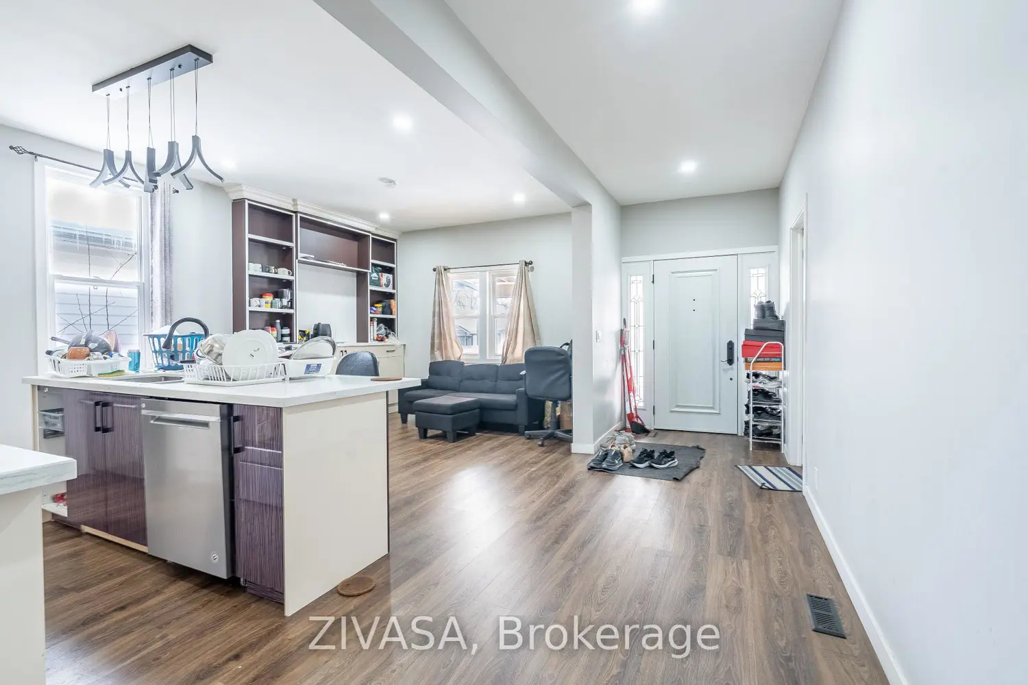 Additional image 8 of 6367 Ker Street