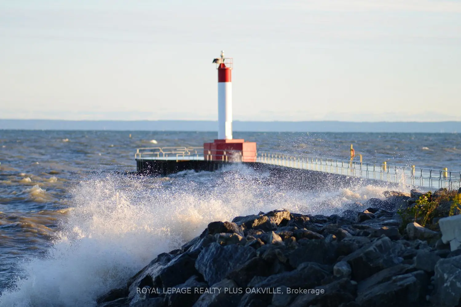 Additional image 20 of 2511 Lakeshore Road 718