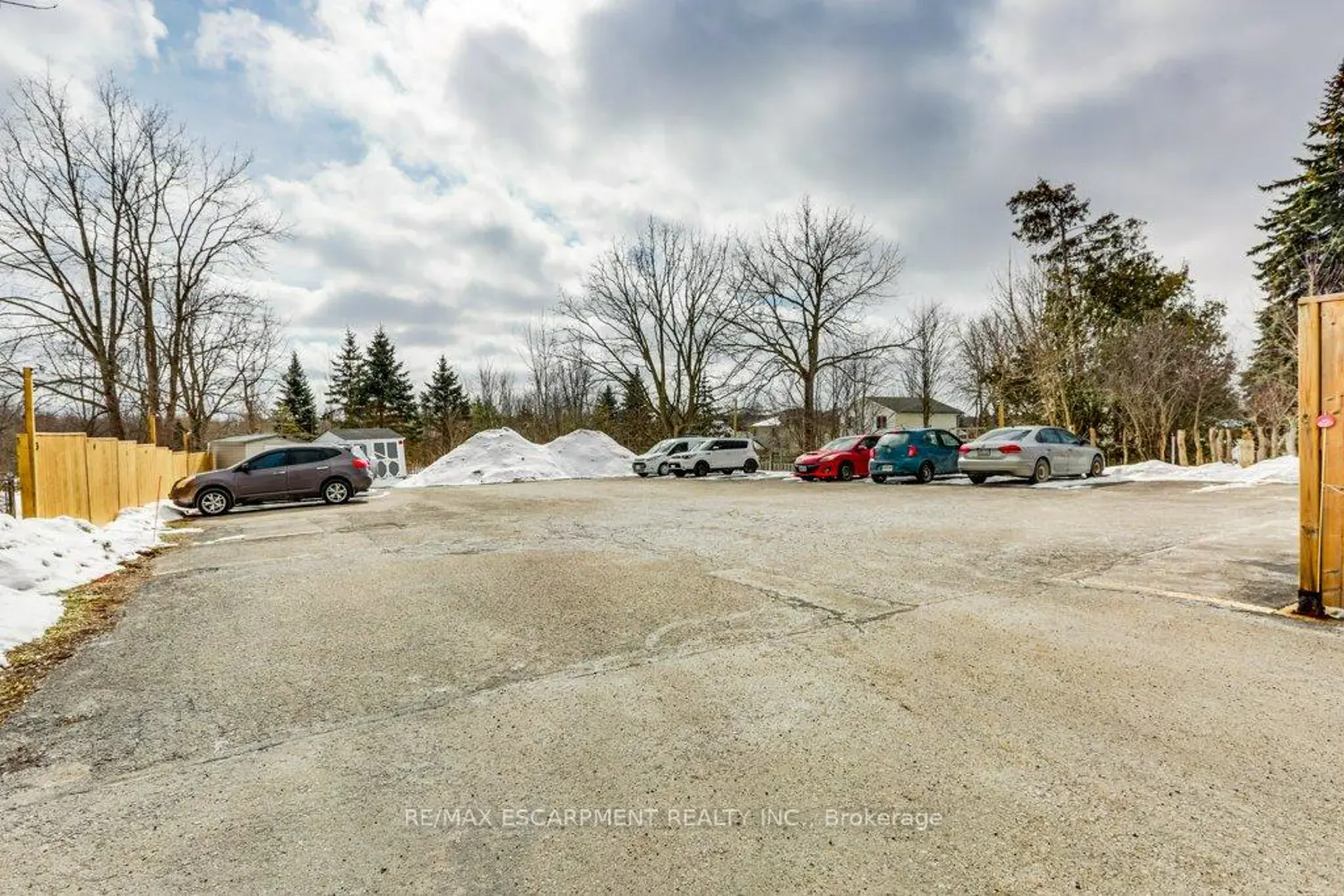 Additional image 17 of 900 James Street 5