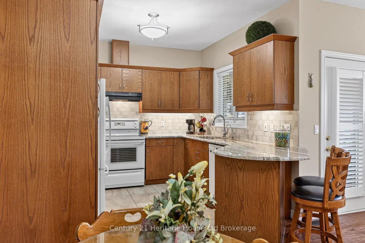 Additional image 4 of 450 Lakeview Drive 13