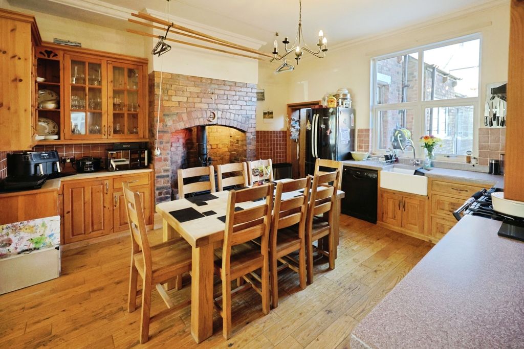 Additional image 6 of 6 bed end terrace house for saleThe Villas, Ferryhill DL17