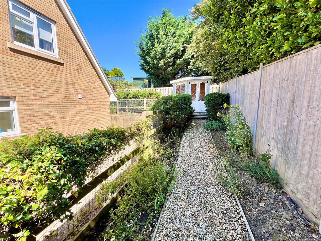 Additional image 23 of 4 bed detached house for saleFreshwater, Isle Of Wight PO40