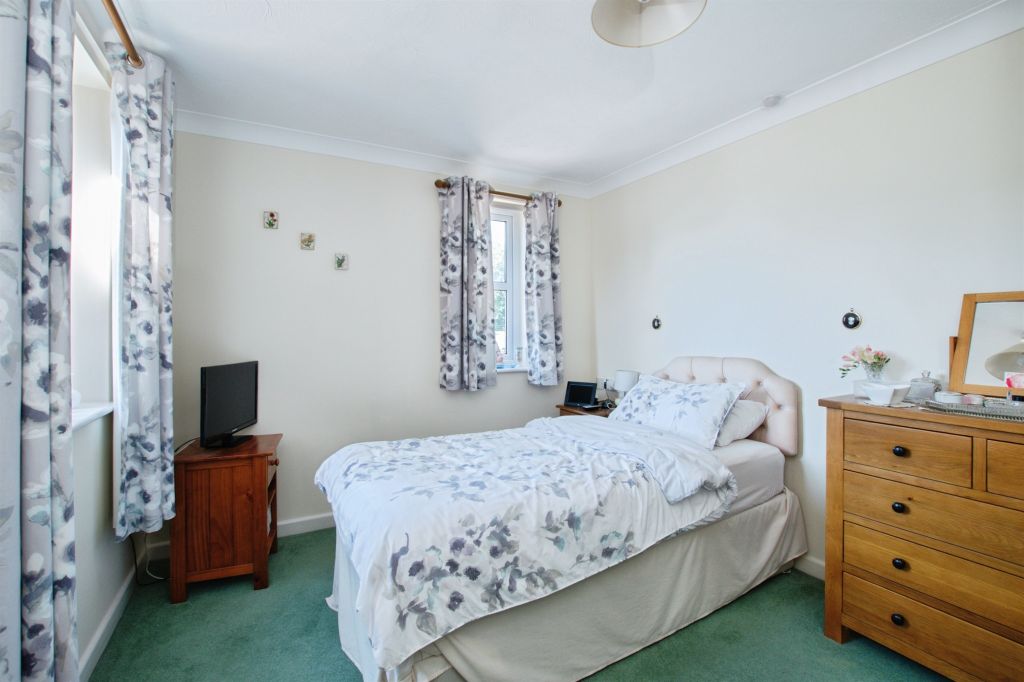 Additional image 9 of 2 bed flat for saleSalisbury Street, Fordingbridge SP6