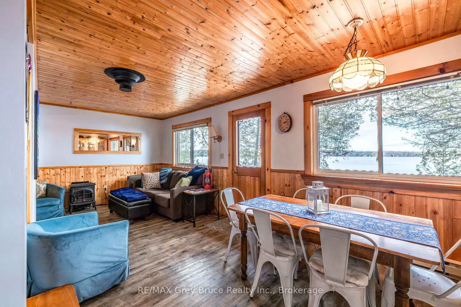 148 Sunnyview Drive photo 3