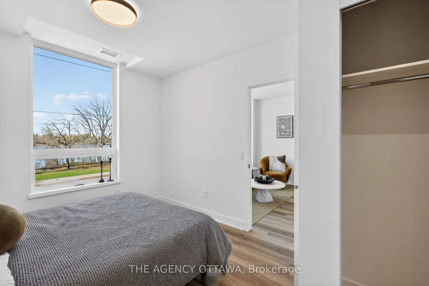 Additional image 9 of 3071 Riverside Drive 209