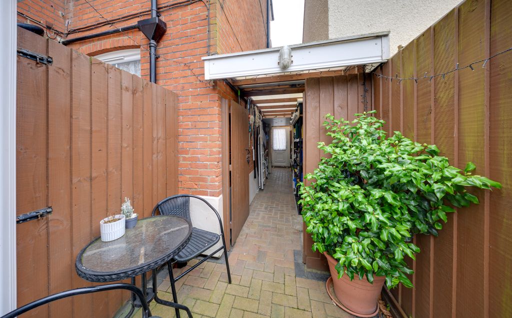 Additional image 20 of 10 bed semi-detached house for saleBuregate Road, Felixstowe IP11