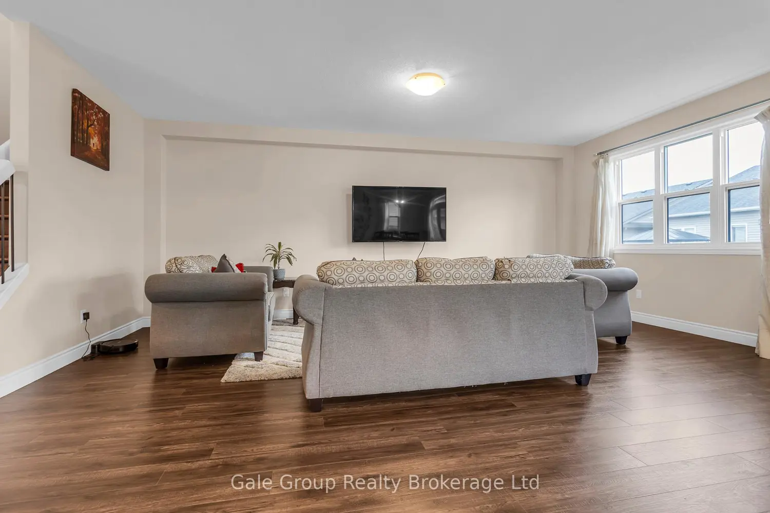 Additional image 6 of 48 Cash Crescent