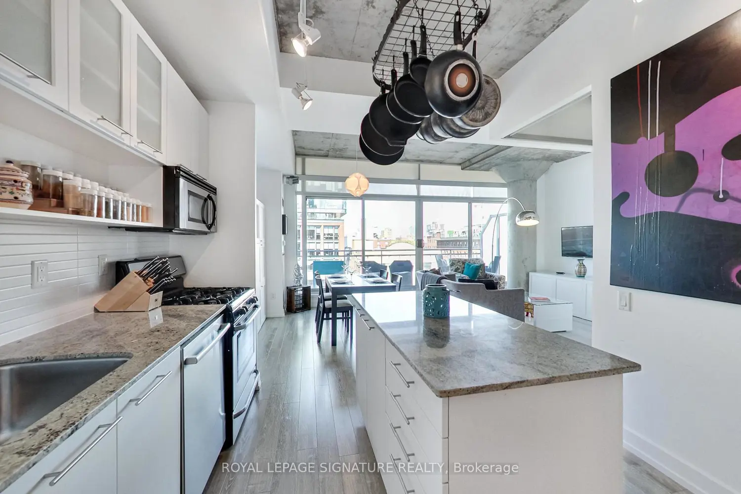 Additional image 9 of 66 Portland Street 610