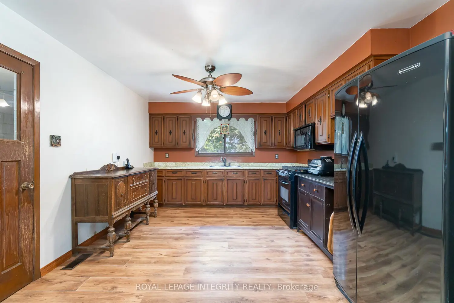 Additional image 4 of 5801 Bossert Road