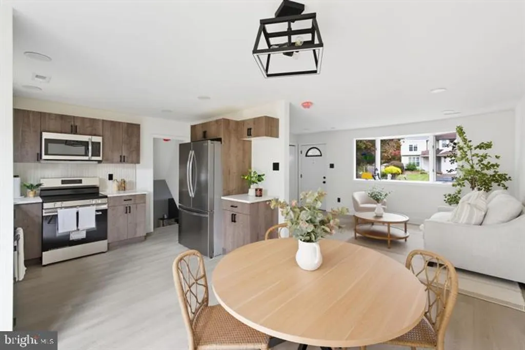 Additional image 8 of 166 N Hawthorne Avenue, Langhorne, PA 19047