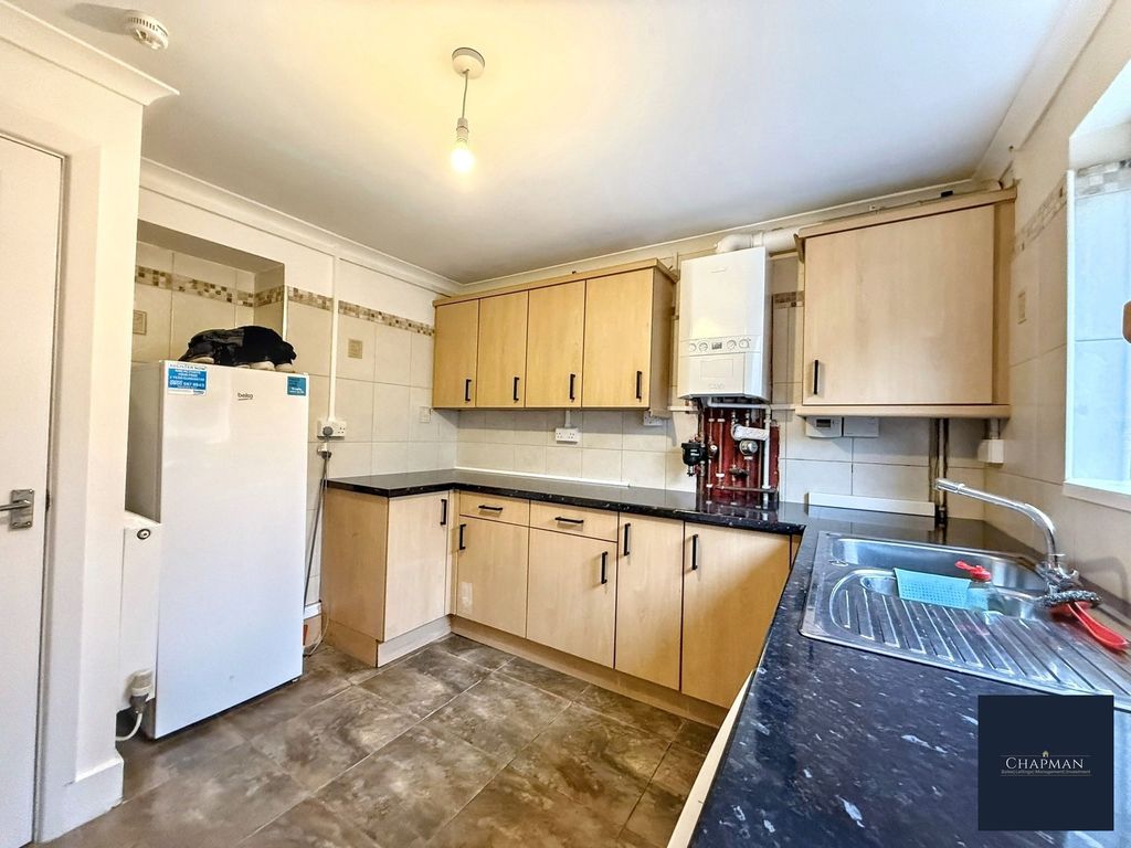 Additional image 4 of 2 bed flat for saleCae Glas, Tonypandy CF40