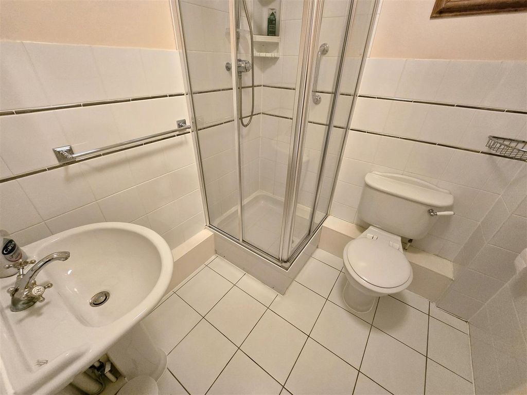 Additional image 10 of 2 bed flat for saleEsplanade Court, Great Yarmouth NR30