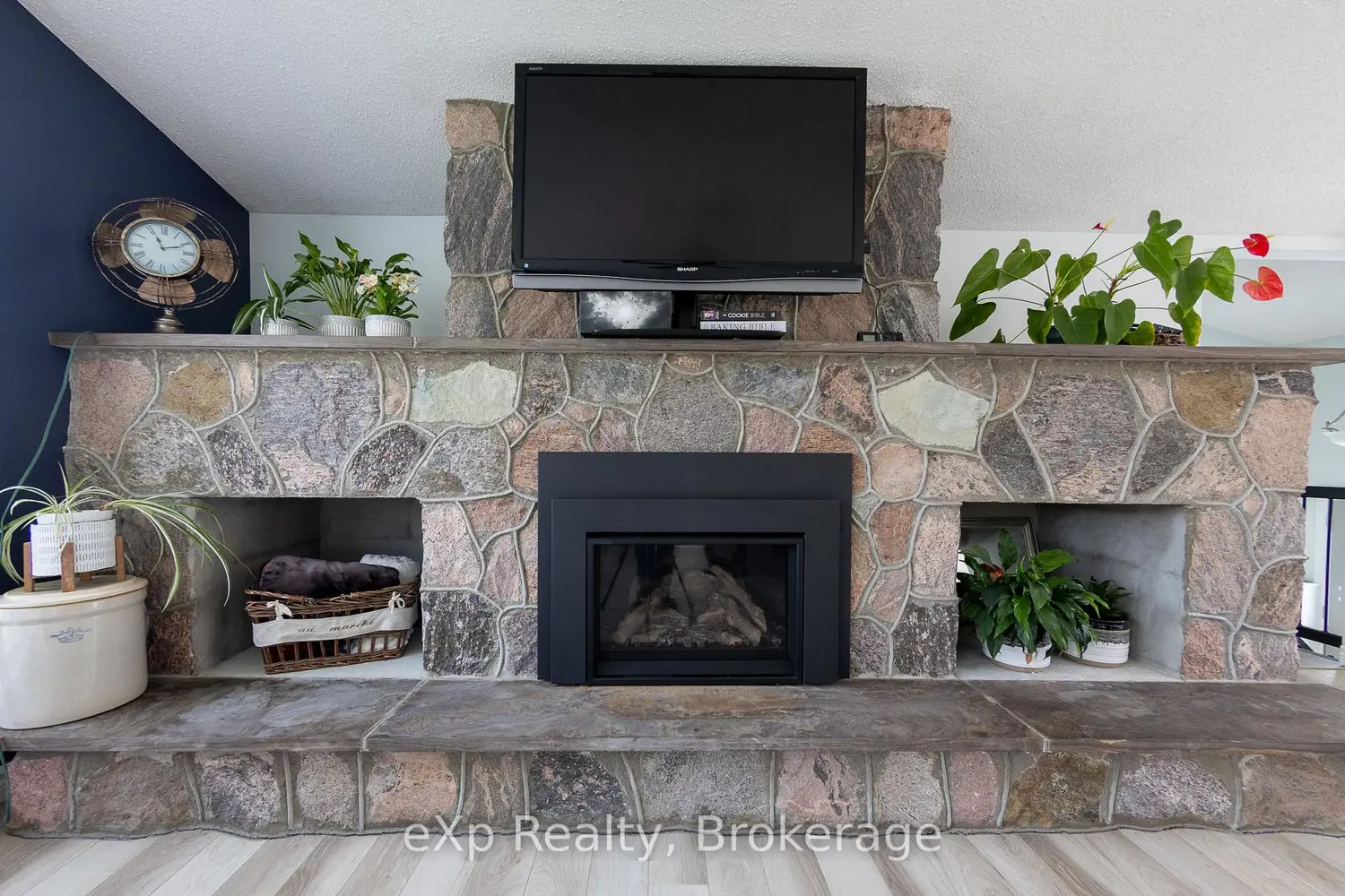 502754 Grey Road 1 photo 3