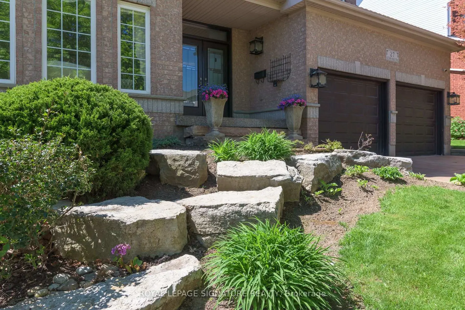 27 Autumn Ridge Trail