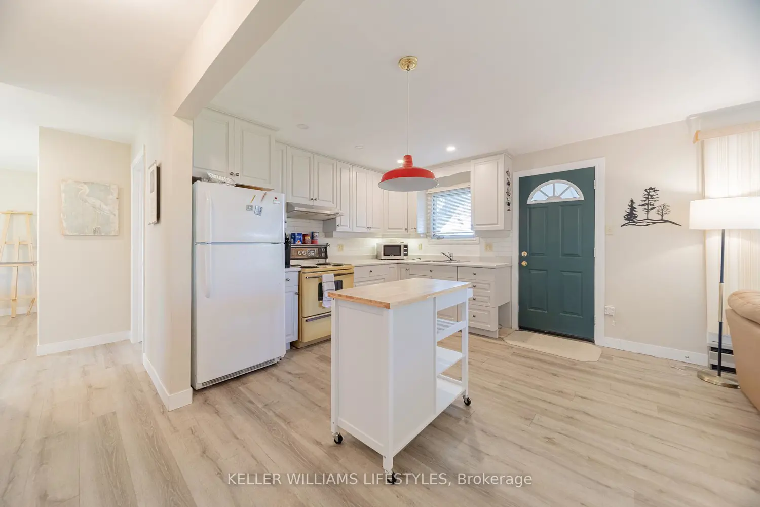 72553 Princess Street photo 2
