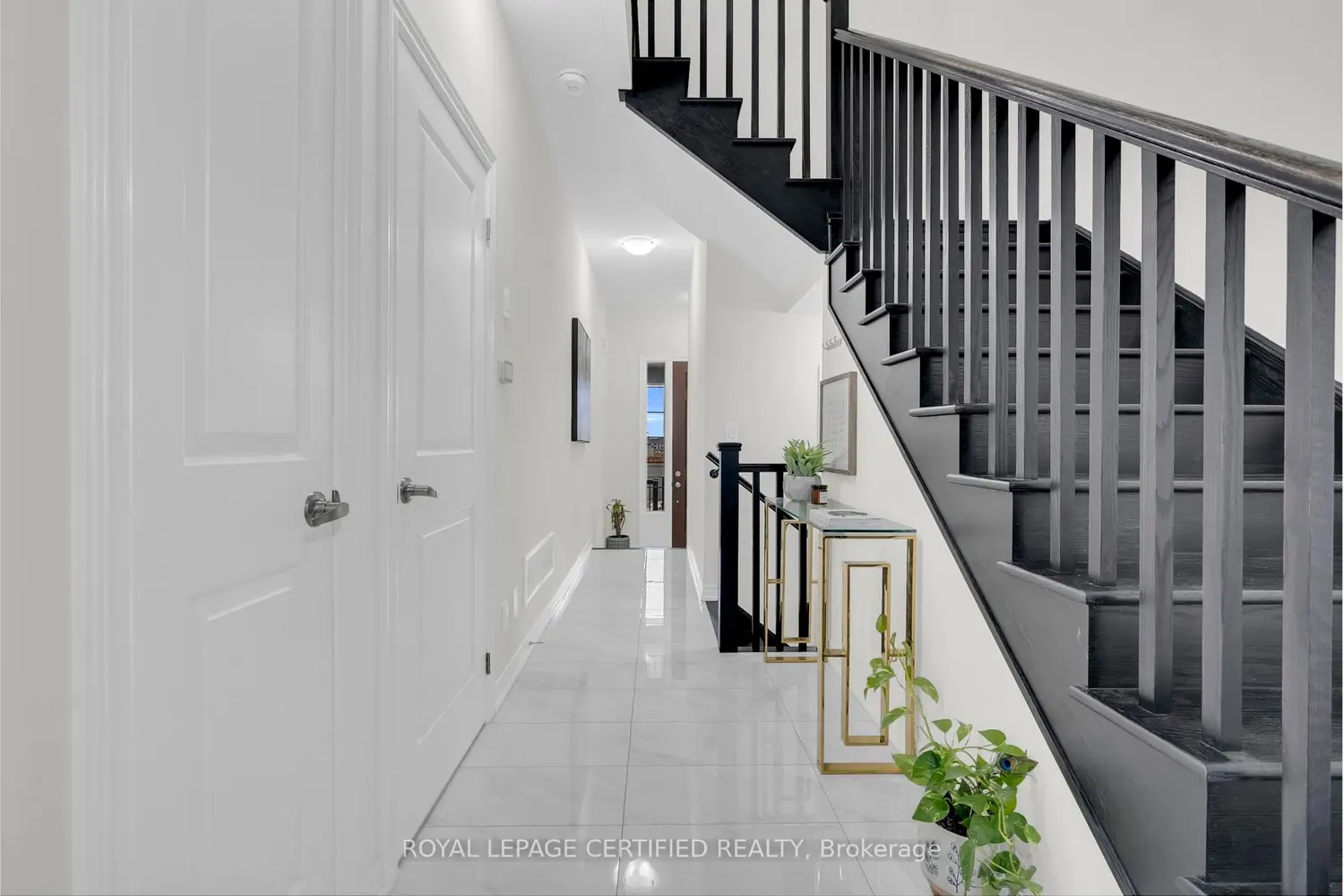 66 Grassbourne Avenue photo 4