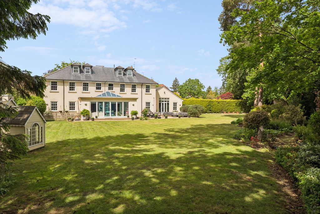 Additional image 4 of 7 bed detached house for saleCamp Road, Gerrards Cross SL9