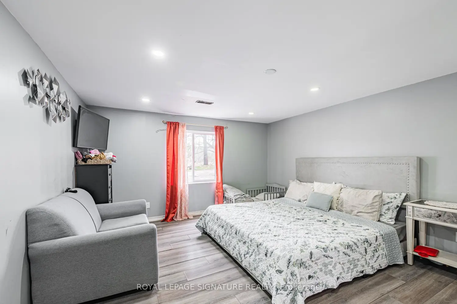 50 Collard Drive photo 4