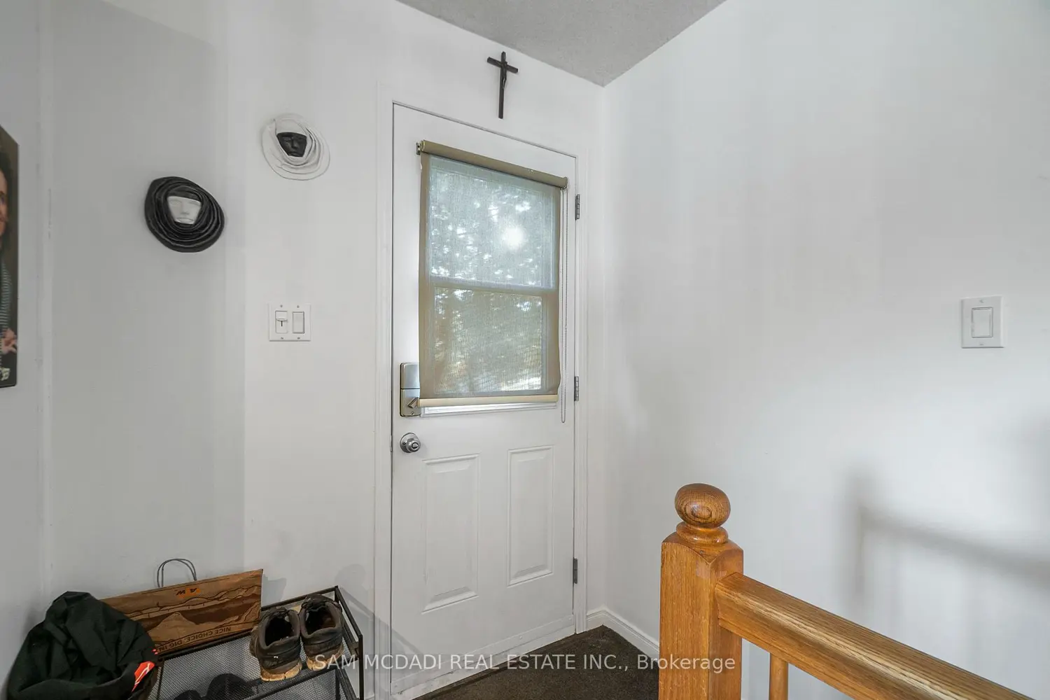2705 Laurier Street photo 5