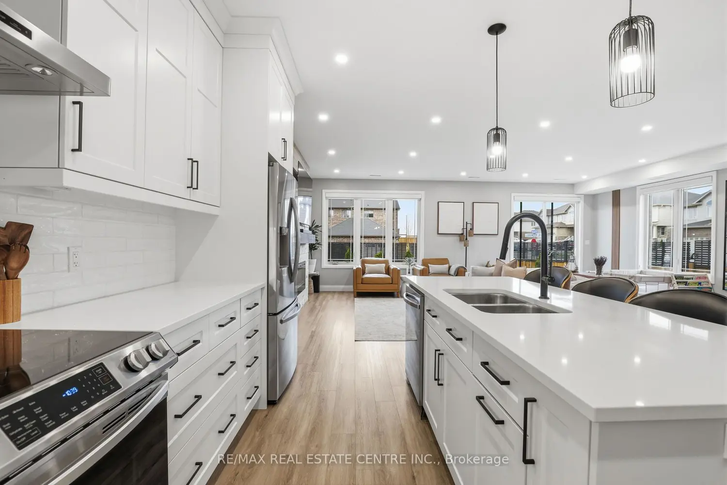 95 Dallan Drive photo 4
