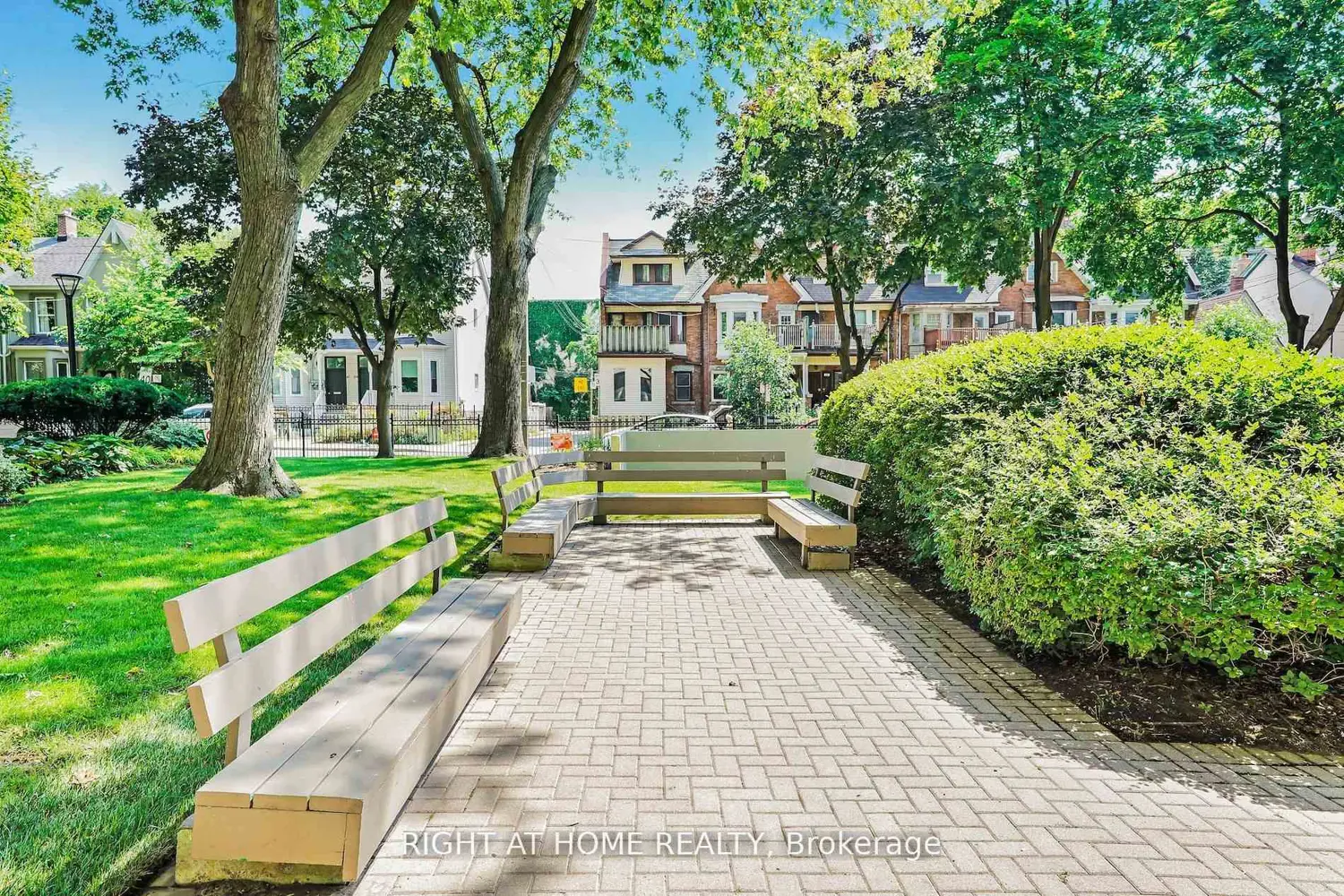 Additional image 4 of 40 Homewood Avenue 908